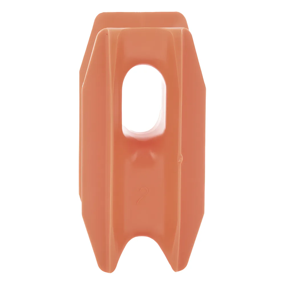 Aislador de Esquina Naranja para Cercos Eléctricos / 18 kV / Resinas Vírgenes / Resistencia 7.5-10.2 kg / Anti UV / 66 mm x 31.6 mm – vista 3