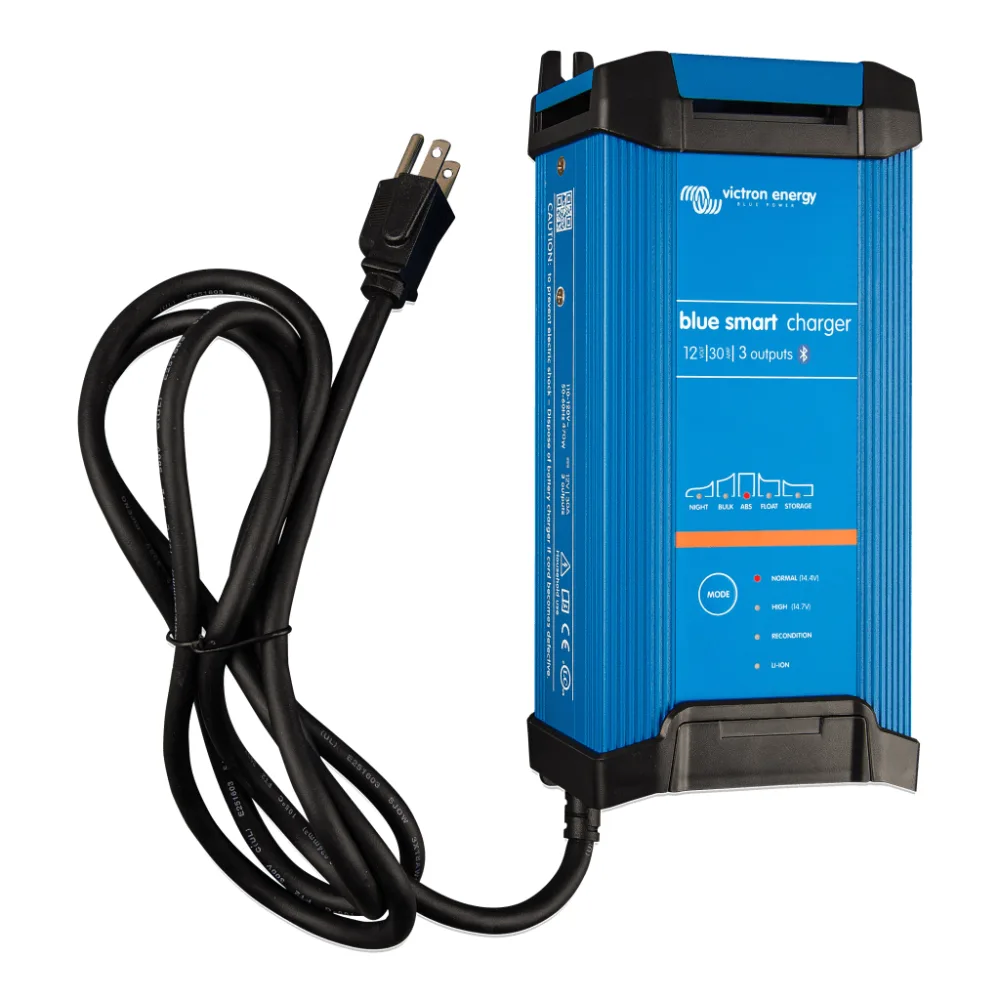 Blue Smart IP22 12/30 / Cargador de Baterías 12V, 30A / Para Ambientes Marinos y Terrestres. /  Bancos de 120 a 300 Ah – vista 2