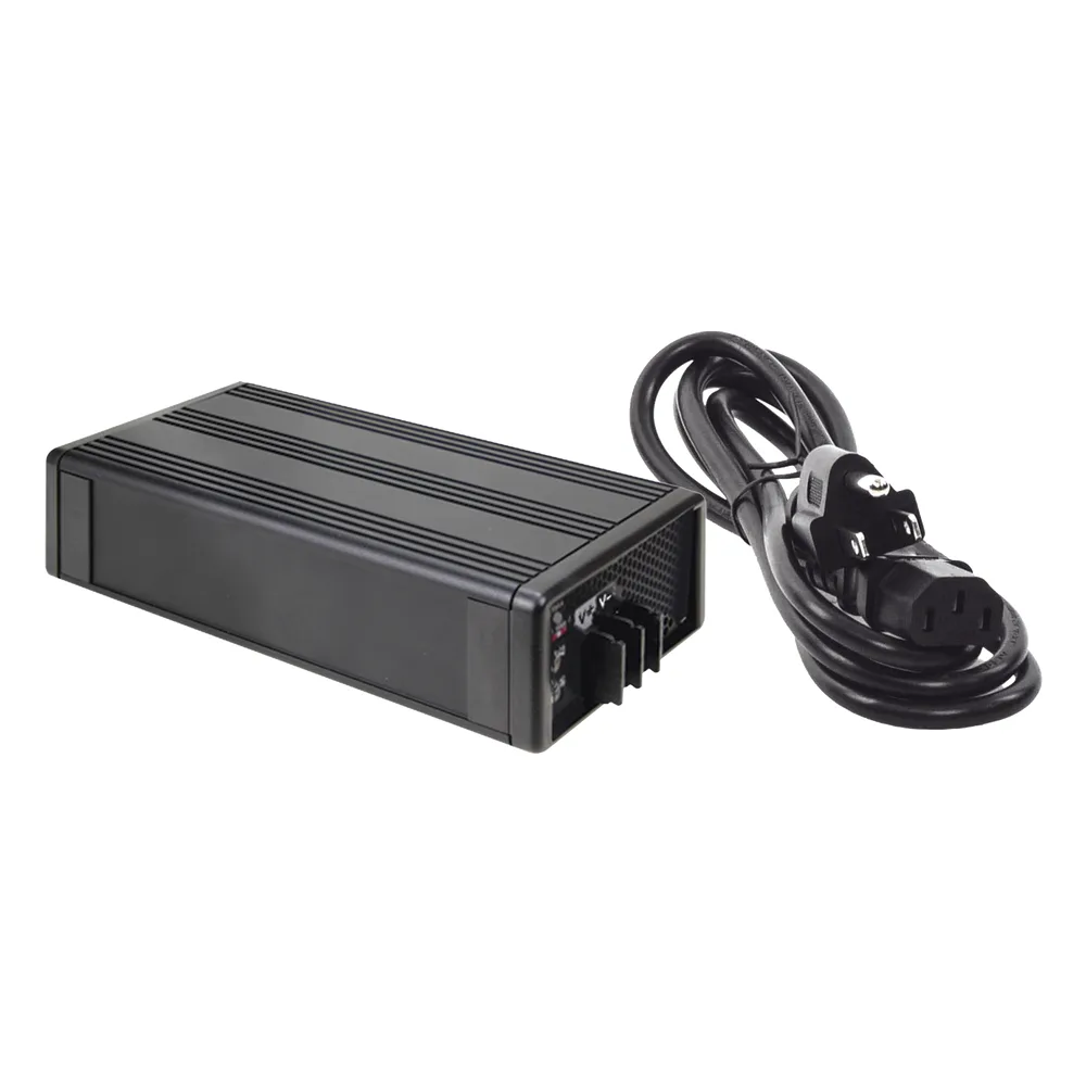 Cargador para Baterías de Plomo Ácido y Litio / 13.5A / 12V / Bancos de 55 a 180 Ah/ Con cable de alimentación
