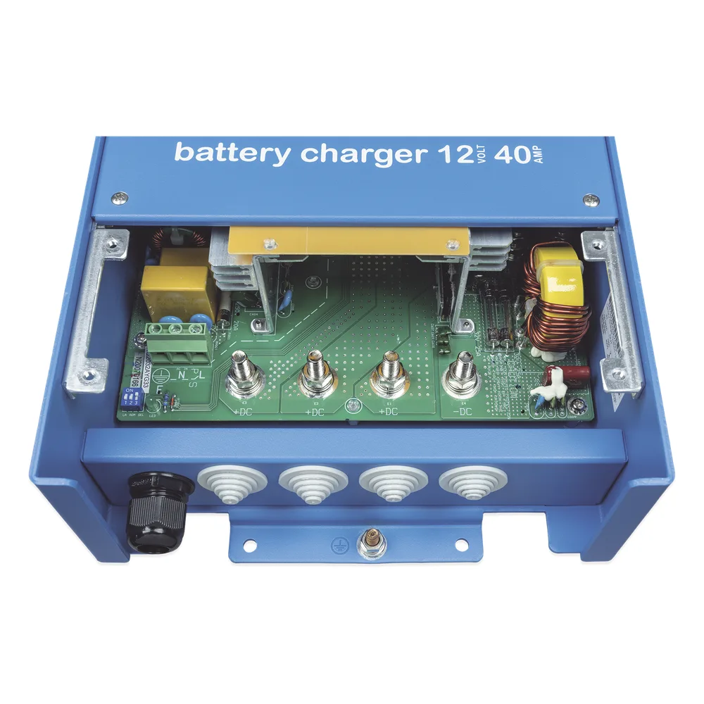 Centaur 12/40 / Cargador de Baterías 12V, 40A / Para Ambientes Marinos y Terrestres. /  Bancos de 160 a 400 Ah – vista 5