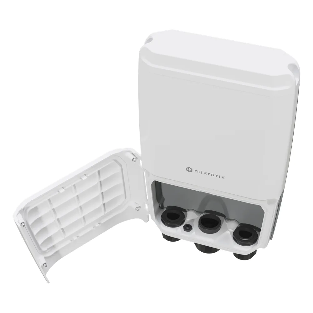Cloud Router Switch 504-4XQ-IN – vista 3