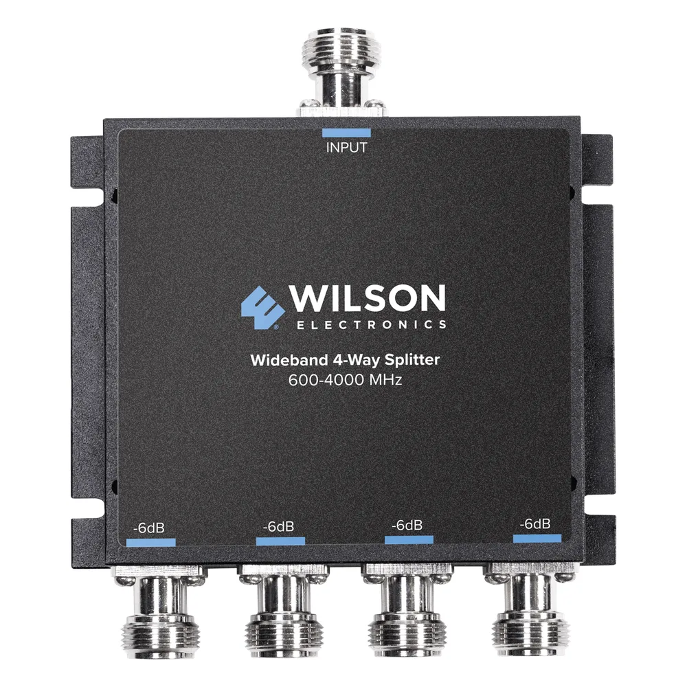 Divisor de potencia de 4 salidas, 50 Ohm, 600-4000MHz con conectores N-Hembra.