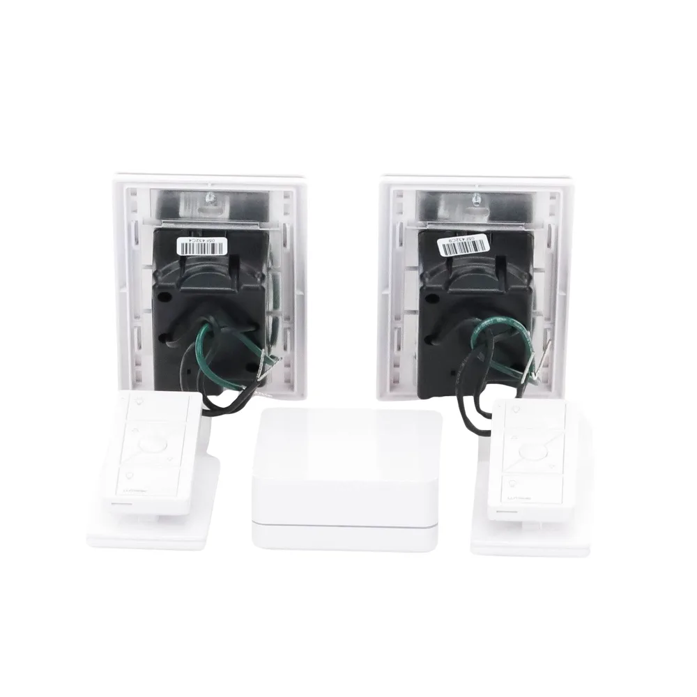 Kit de inicio de iluminación inteligente con hub Smart Bridge, 2 atenuadores de pared sin neutro, 2 controles Pico con pedestal de mesa y 2 placas, Caseta Wireless – vista 5