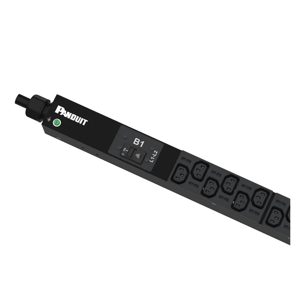 PDU Básico para Distribución de Energía, Enchufe de Entrada NEMA L15-30P, Con 30 Salidas C13 y 6 C19, de Instalación Vertical, 208 Vca, 30 Amp – vista 4