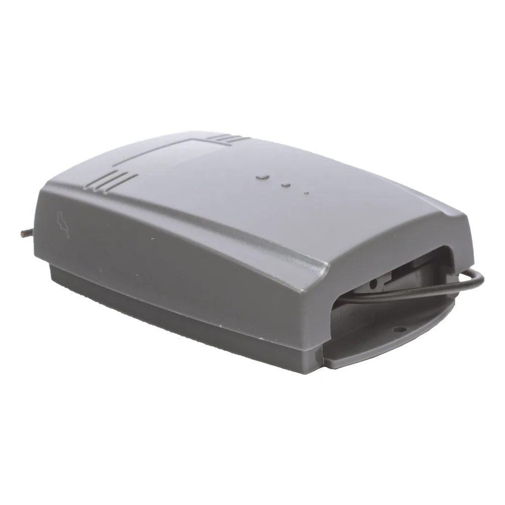 Receptor Inalámbrico Programable Externo de 3 Canales para Controles AccessPro  /  Permite Eliminar Controles Individualmente – vista 3