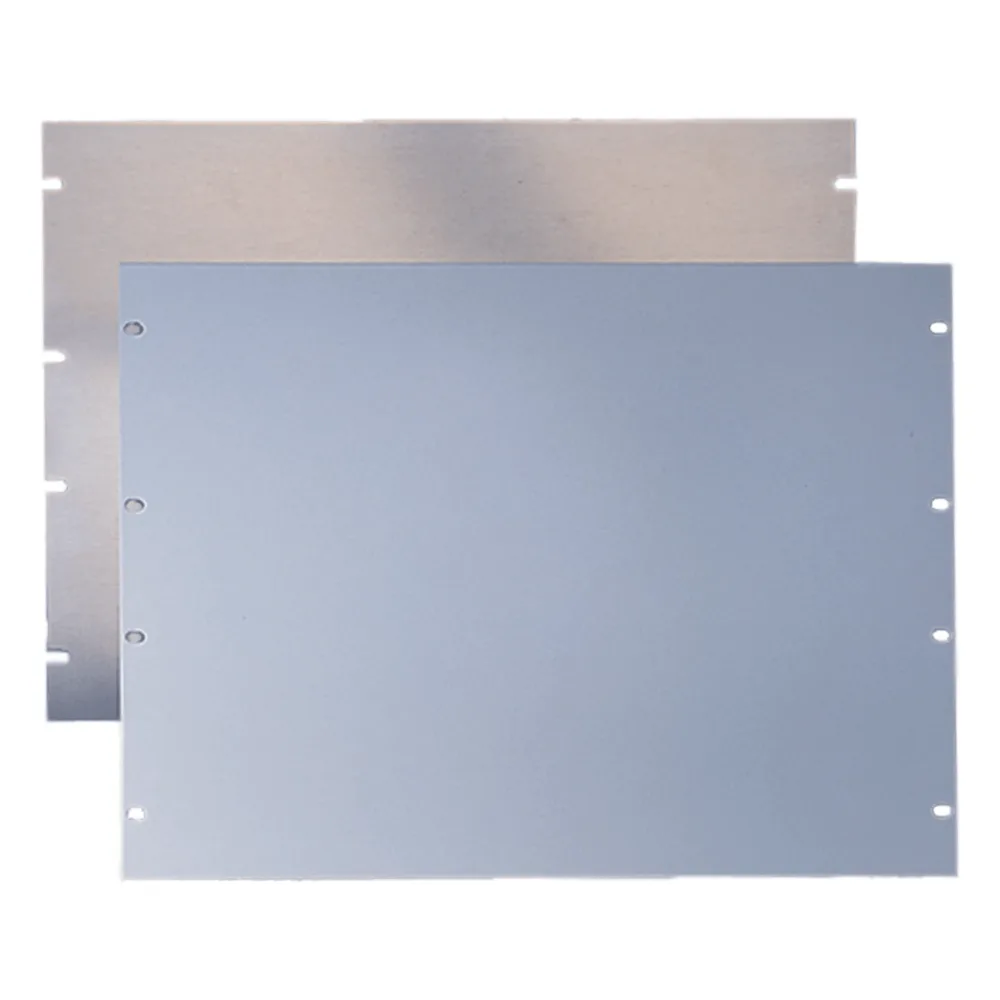 Tapa Ciega Para Rack Estándar de 19in, Plano, de Aluminio, 3 UR