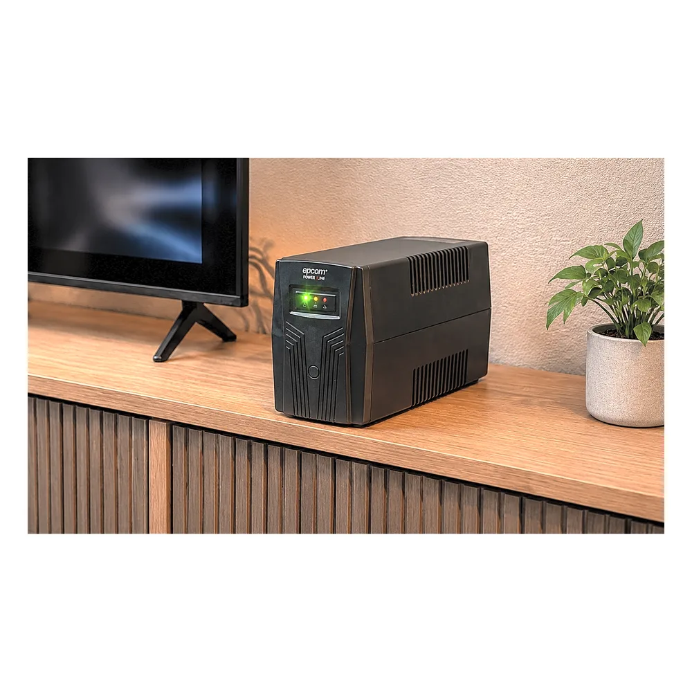 UPS de 1,000VA/600W / Topología Línea Interactiva / Entrada y Salida 120 Vca / Clavija NEMA 5-15P / 6 Tomas NEMA 5-15R – vista 3